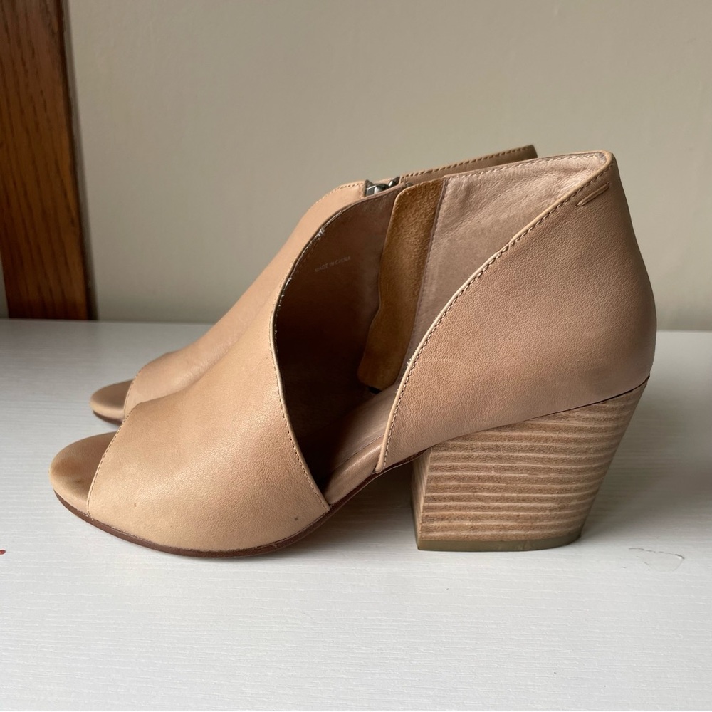 Eileen Fisher Elegant Tan Peep-Toe Ankle Boots Size 7 - Picture 2 of 7